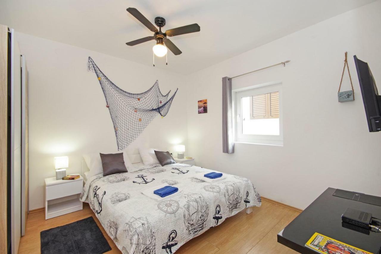 Zal Apartamento Betina  Exterior foto